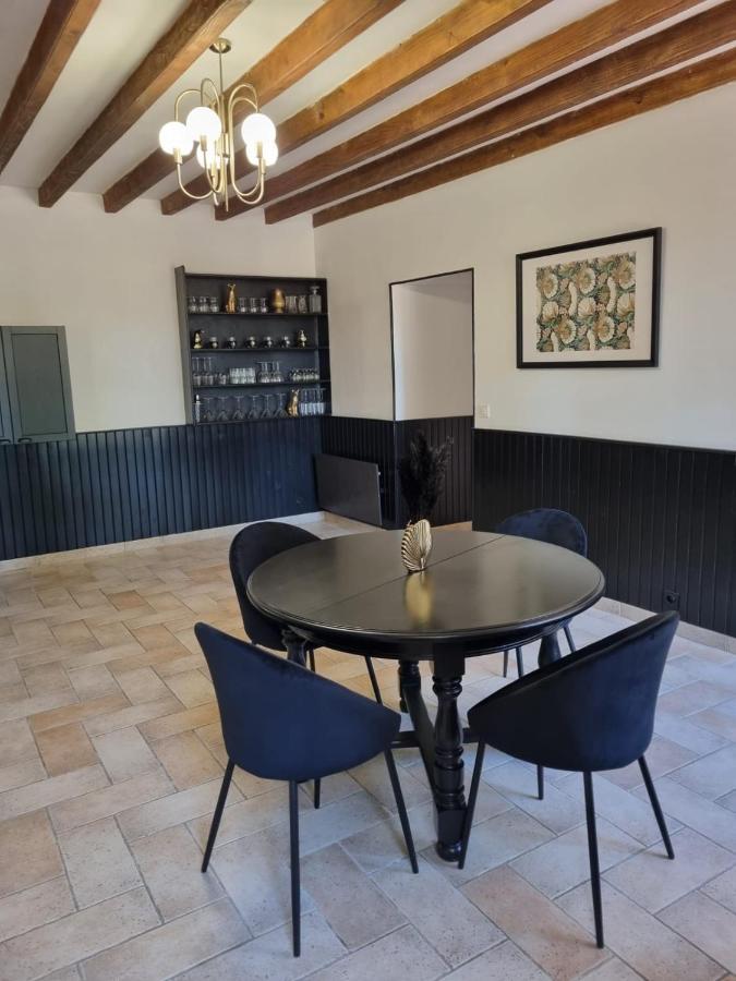 Longère Indépendante Avec Terrain De Tennis Privé * Saint-Maugan